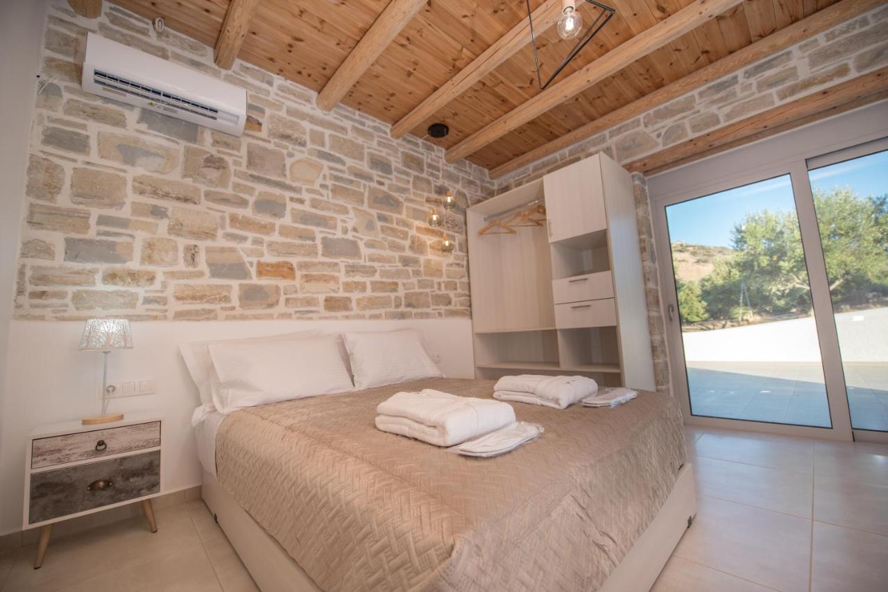 פיטסידיה Irene Komos Independent House מראה חיצוני תמונה